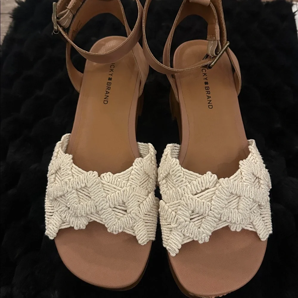 Lucky Brand Women's Crochet Cream and Tan Wedge Sandals